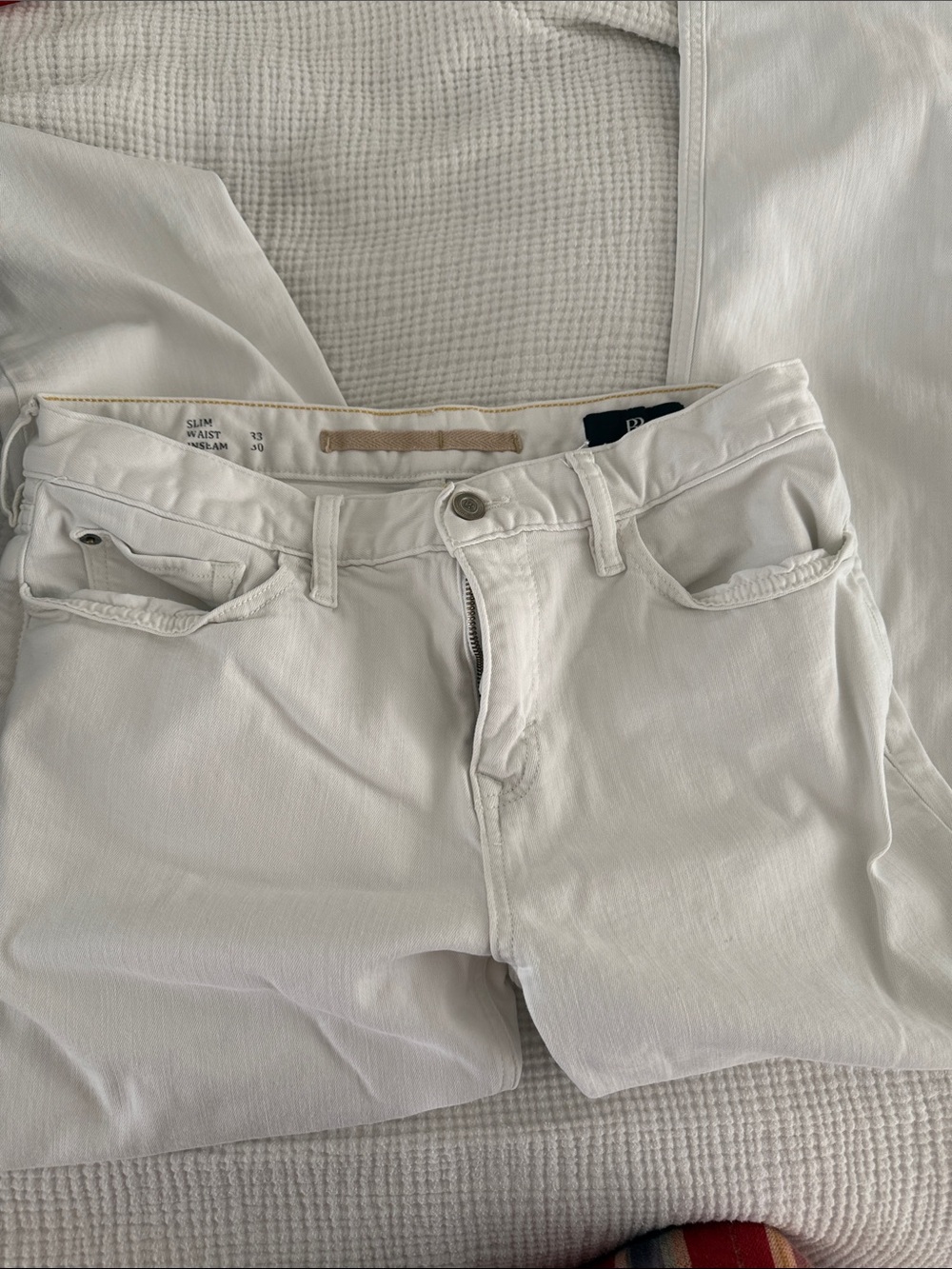 Banana Republic White Slim Waist Men’s Pants